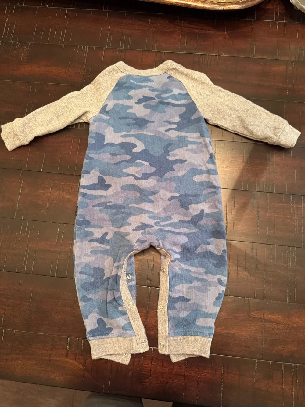 GAP Baby Gray and Blue Camo Knit Snap One Piece 18 - 24 months